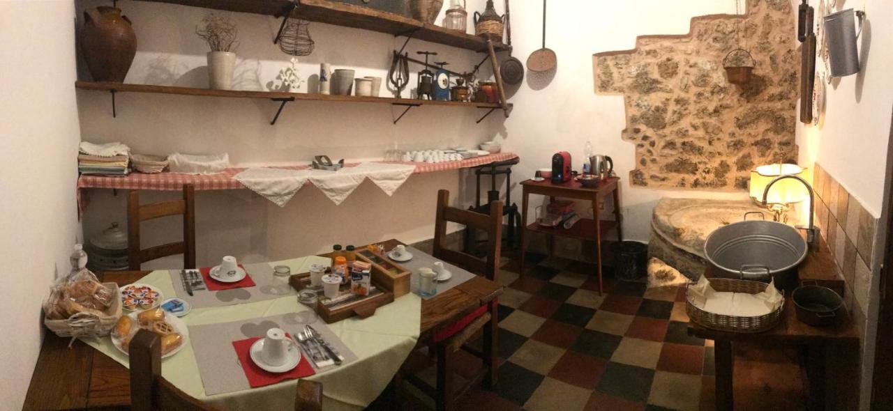 סורה Le Prigioni Del Palazzo B&B מראה חיצוני תמונה