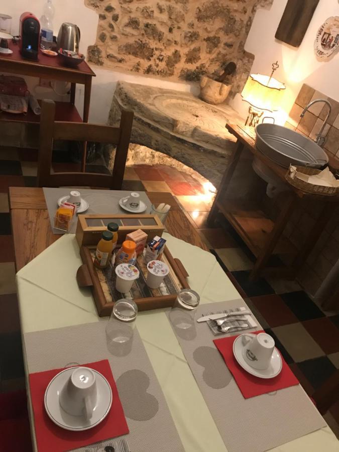 סורה Le Prigioni Del Palazzo B&B מראה חיצוני תמונה