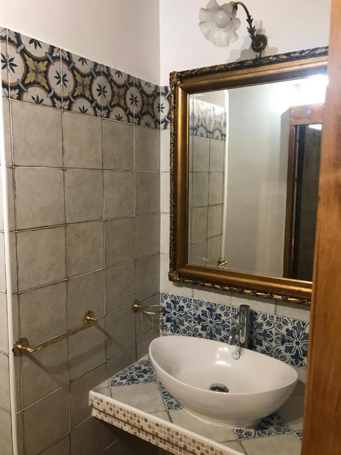 סורה Le Prigioni Del Palazzo B&B מראה חיצוני תמונה