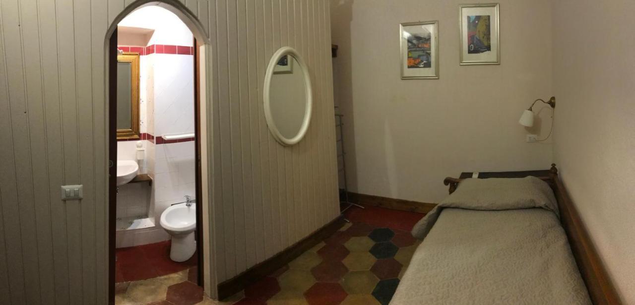 סורה Le Prigioni Del Palazzo B&B מראה חיצוני תמונה