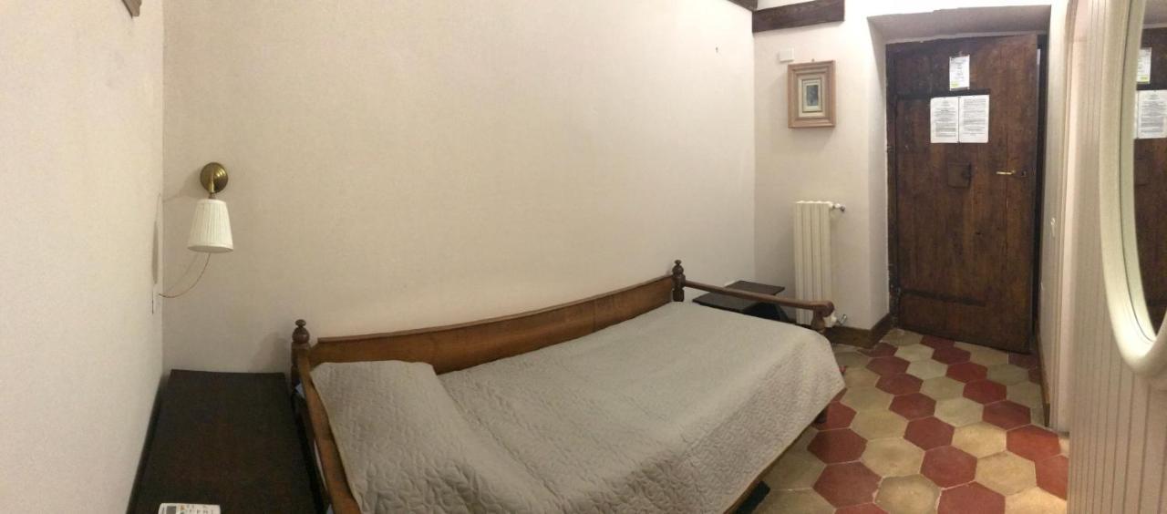 סורה Le Prigioni Del Palazzo B&B מראה חיצוני תמונה