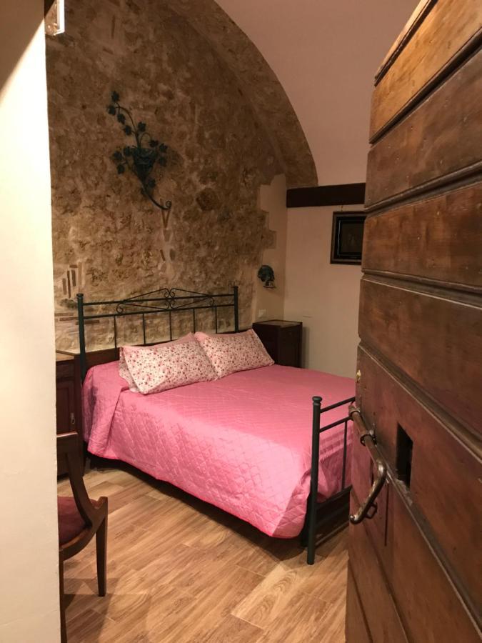 סורה Le Prigioni Del Palazzo B&B מראה חיצוני תמונה