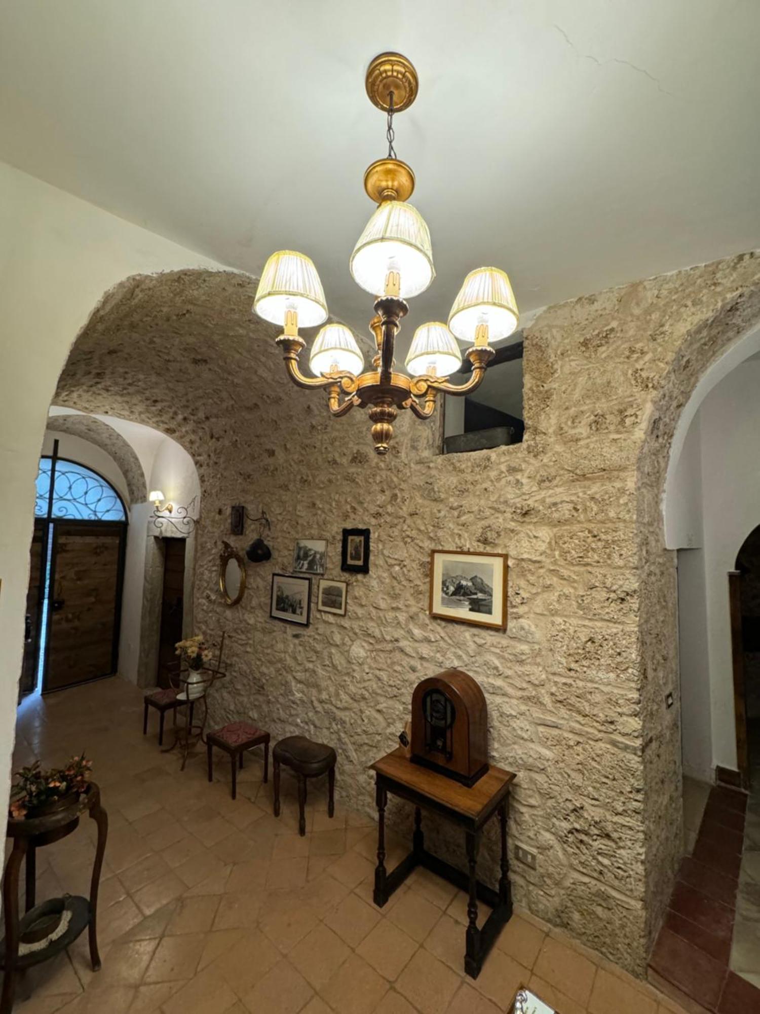 סורה Le Prigioni Del Palazzo B&B מראה חיצוני תמונה