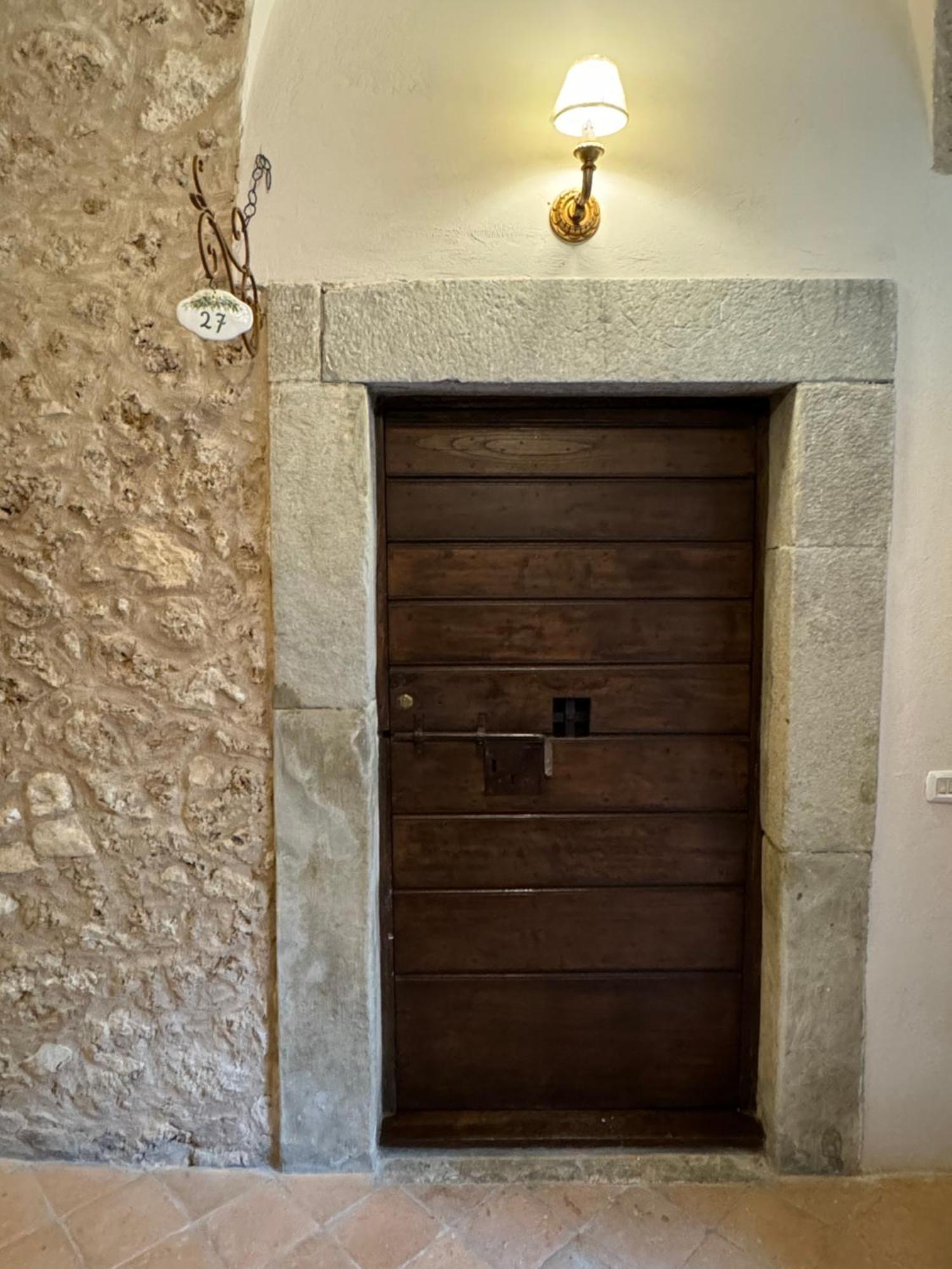 סורה Le Prigioni Del Palazzo B&B מראה חיצוני תמונה