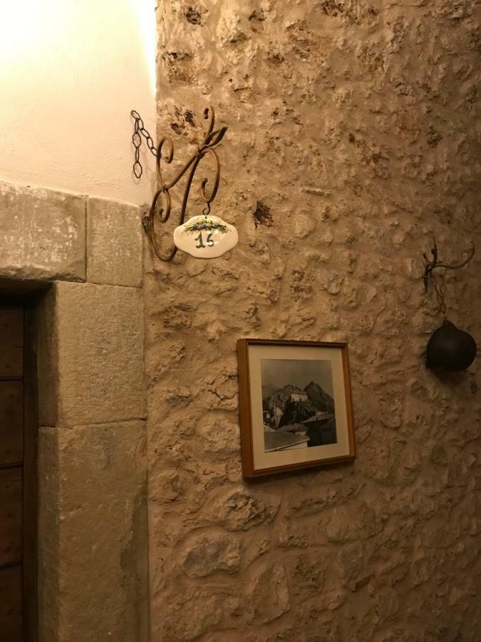 סורה Le Prigioni Del Palazzo B&B מראה חיצוני תמונה