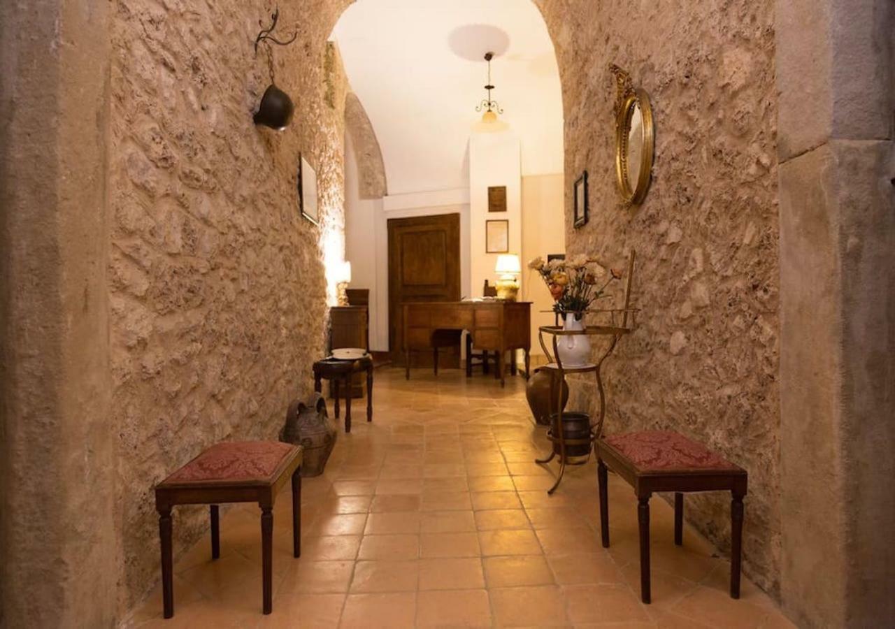 סורה Le Prigioni Del Palazzo B&B מראה חיצוני תמונה