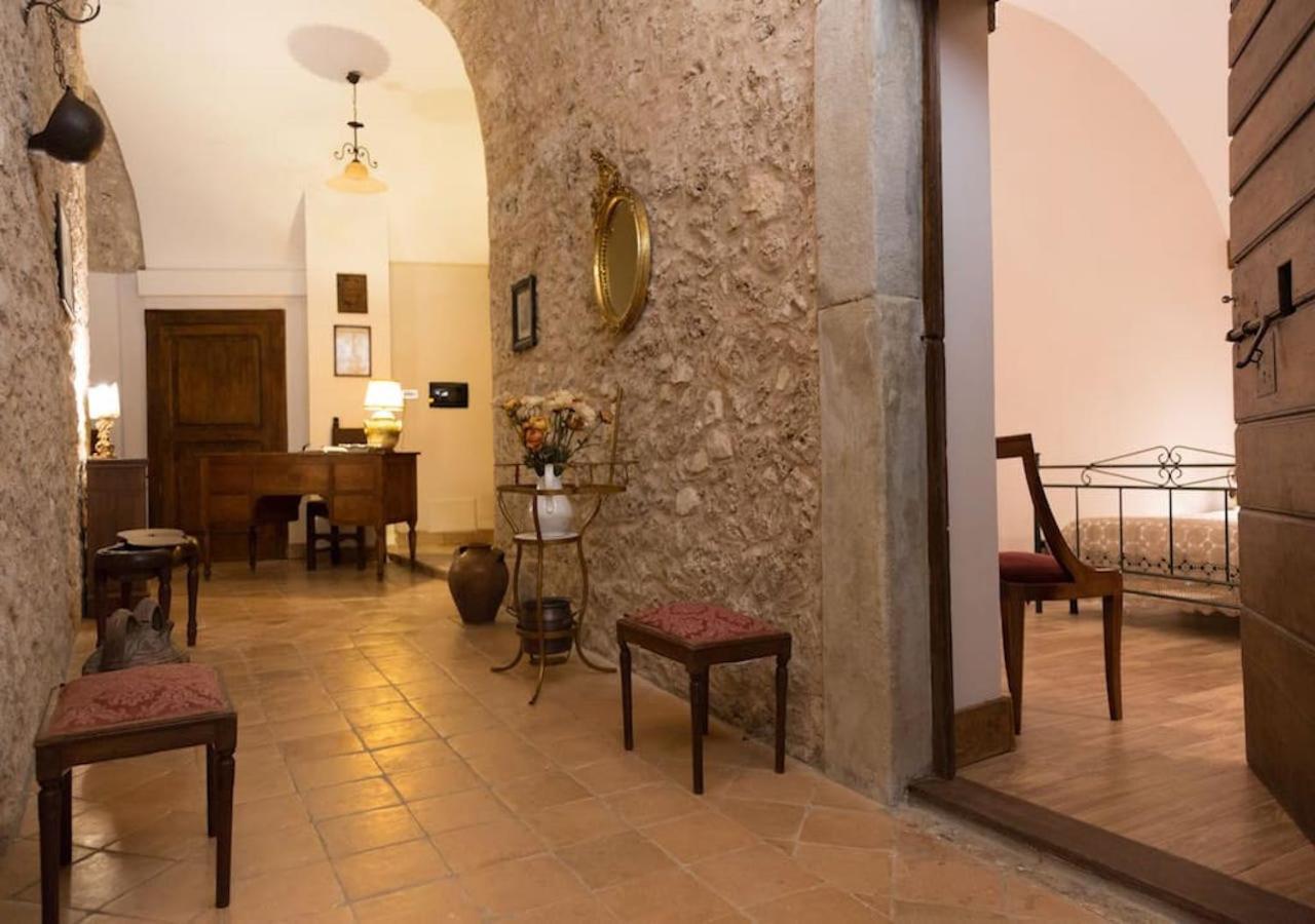 סורה Le Prigioni Del Palazzo B&B מראה חיצוני תמונה